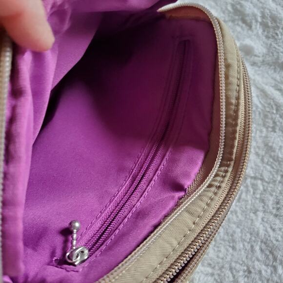 Baggallini Triple Zip Bagg - Picture 7 of 11